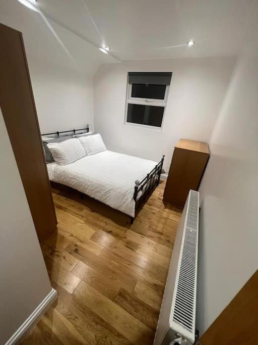 2 Bedroom Apartment In Hampdenrd London Eksteriør billede